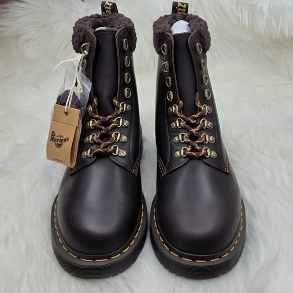 Dr. Martens 1460 Collar Leather Waterproof Boots main image 11